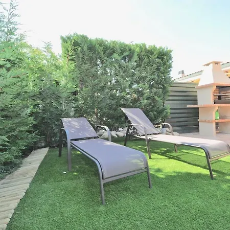 Tounhaus Global * Lloret de Mar