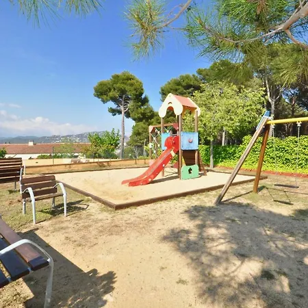 Tounhaus Global * Lloret de Mar